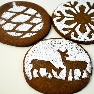 Moravian Ginger Cookies {Vegan}