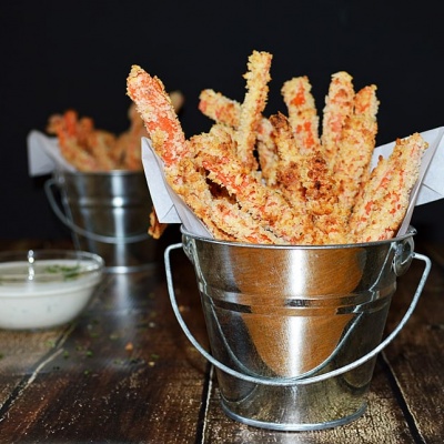 Baked Carrot Fries with Vegan Ranch Dressing