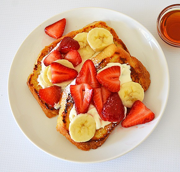 Strawberries and Cream Cheese French Toast - TheVegLife