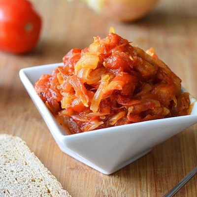 Tomato and Caramelized Onion Jam {Vegan}
