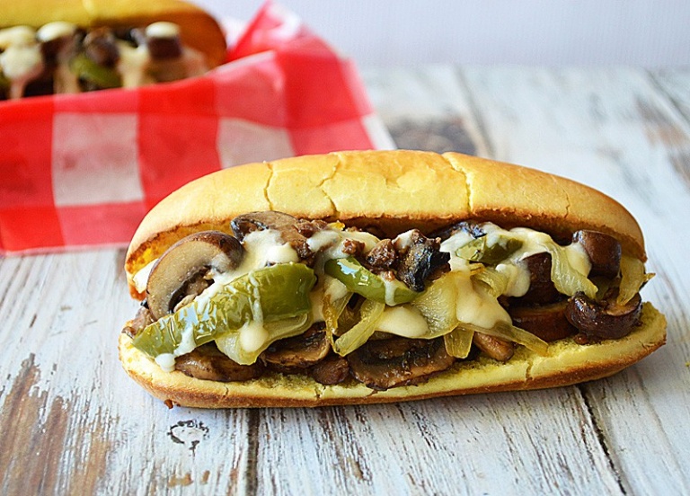 Philly Style Mushroom Cheesesteak Vegan Theveglife 