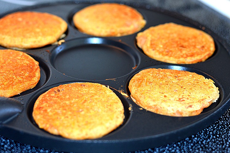 Carrot Cake Pancakes  Carrot Cake Pancakes Pan