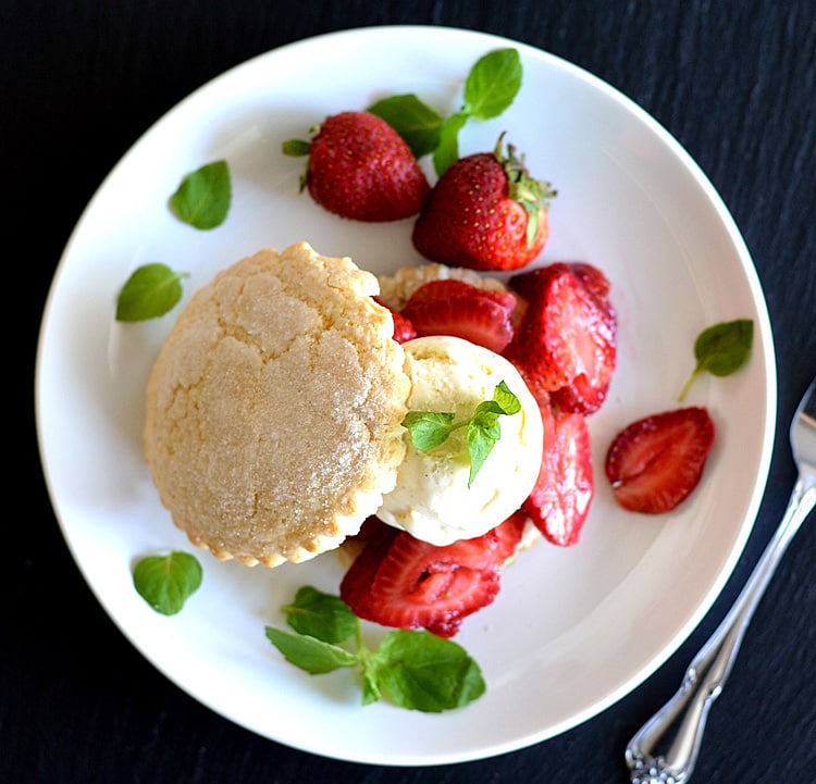 Vegan Strawberry Shortcake