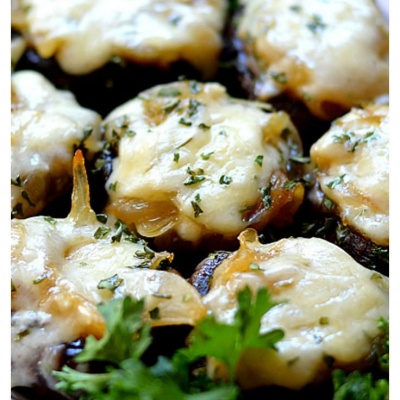 French Onion Soup Stuffed Mushrooms | Vegetarian/Vegan