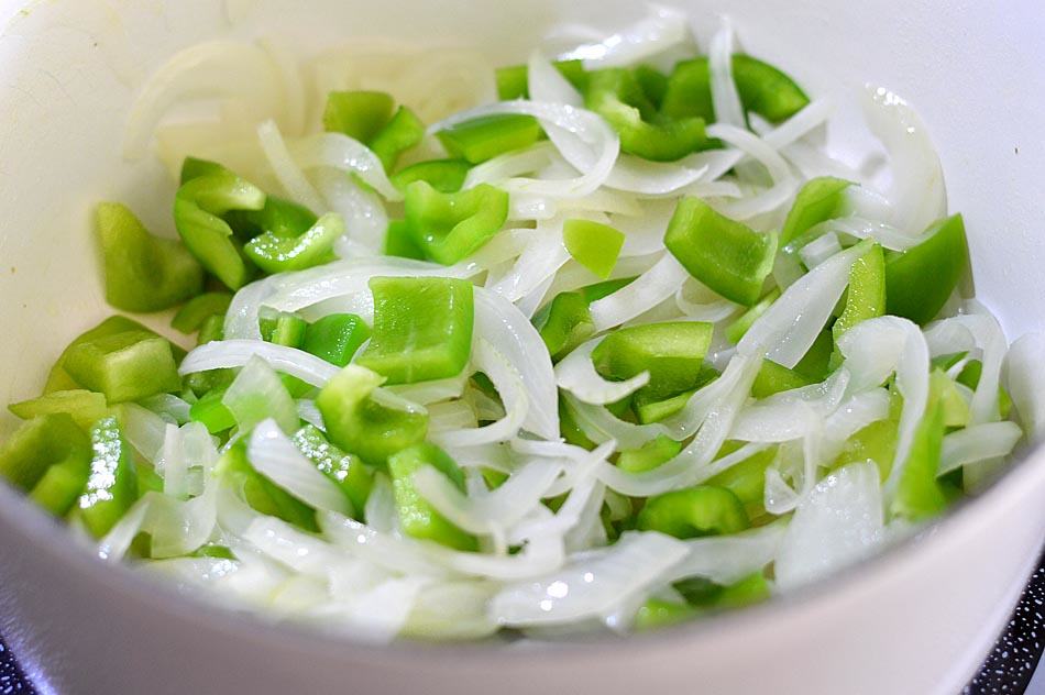 My Grandmother's Green Pepper Chow Mein