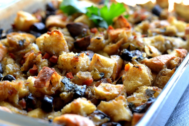 Vegan Mushroom Stuffing - TheVegLife