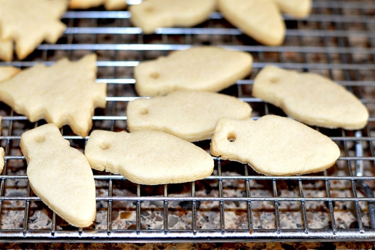 Vegan Sugar Cookies - TheVegLife