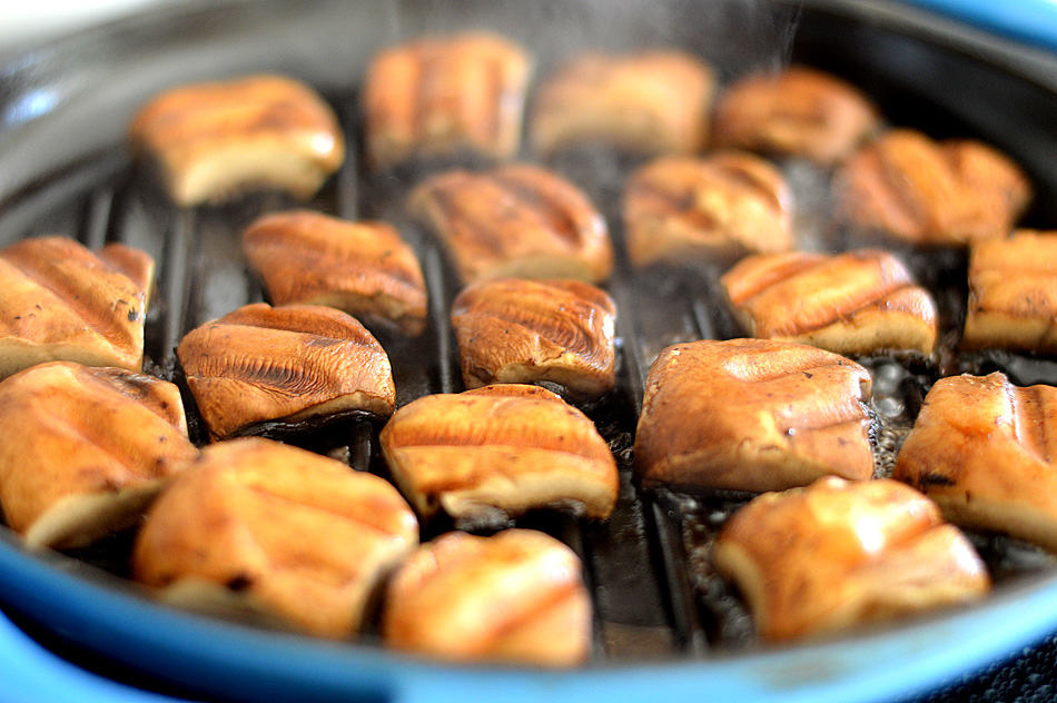 Barbecue Portobello Steak and Potato Bites