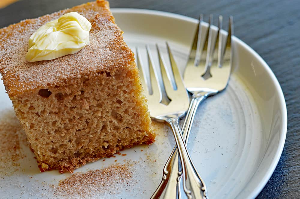 Vegan Amish Applesauce Snackin' Cake