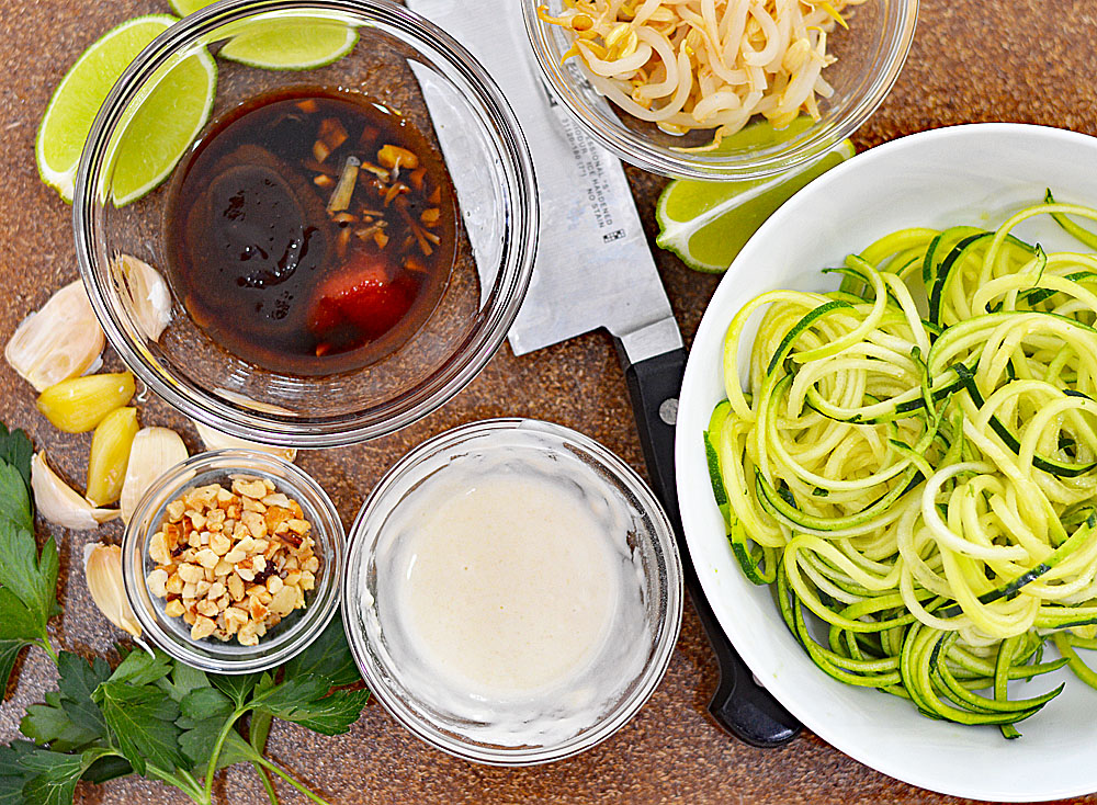 Veggetti Zucchini Spiralizer Recipe – Peanutty Vegan Pad Thai Salad