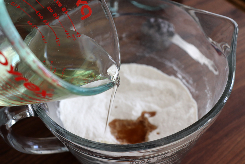 Adding oil to flour mixture for Easy Vegan Brownies