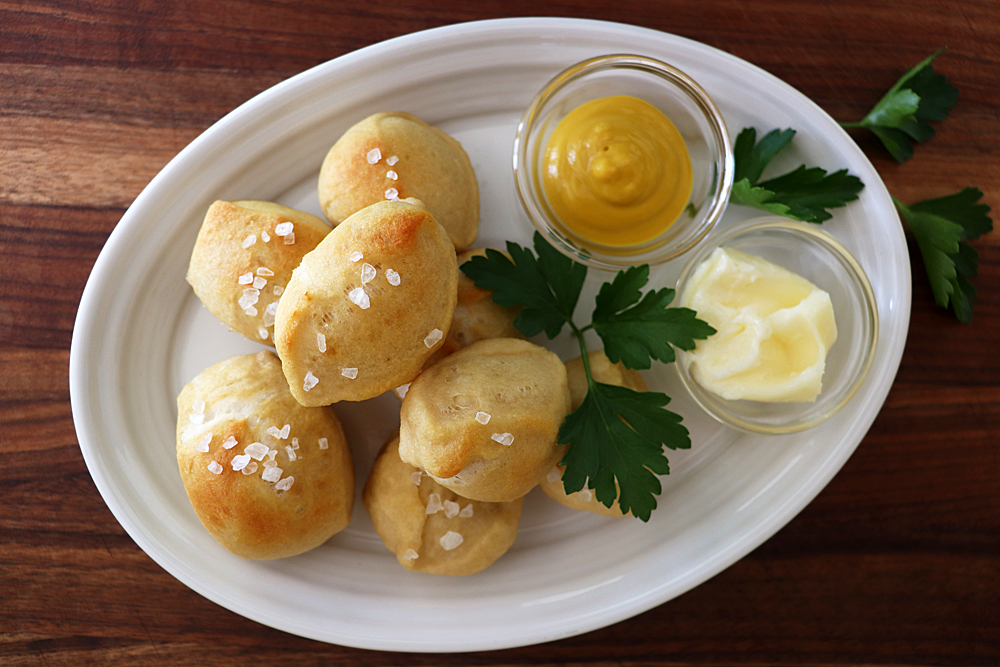 Super Soft Vegan Pretzel Bites with Mustard Hero Image