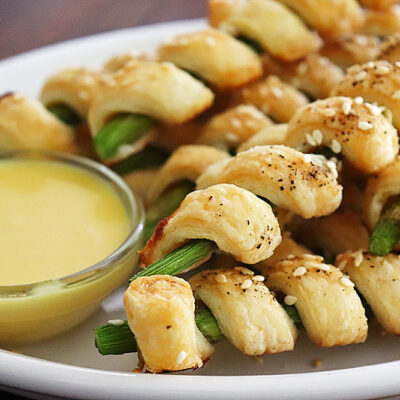 Vegan Puff Pastry Wrapped Asparagus