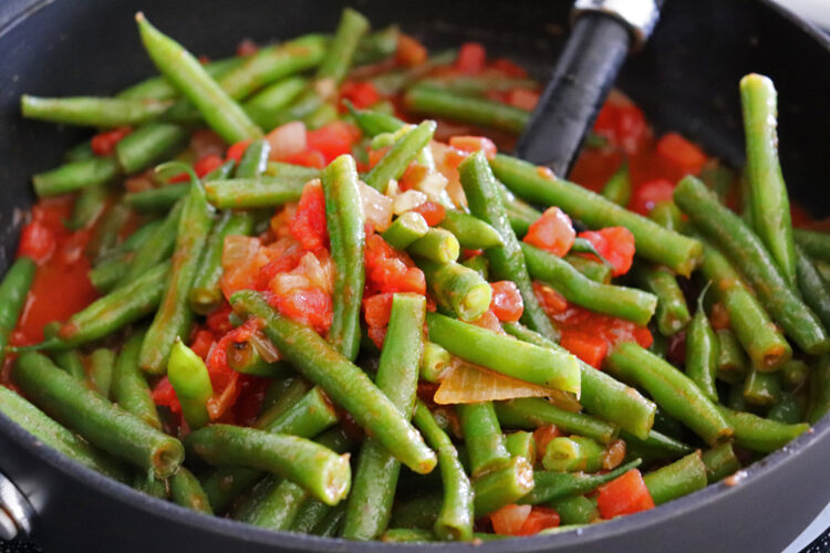 Italian Green Beans Recipe TheVegLife   Italian Green Beans HERO 750x500 