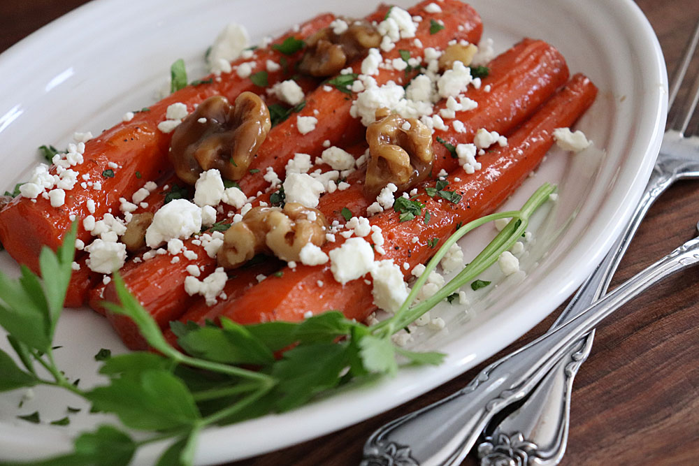Roasted Carrots with Candied Walnuts and Goat Cheese