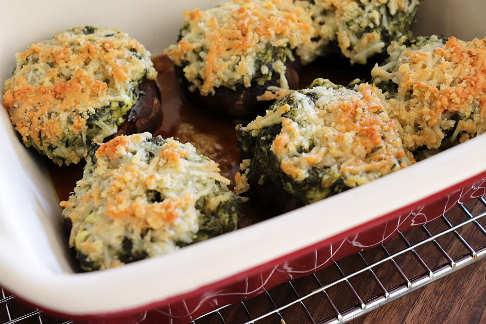 Baked Easy Spinach Stuffed Mushrooms Recipe