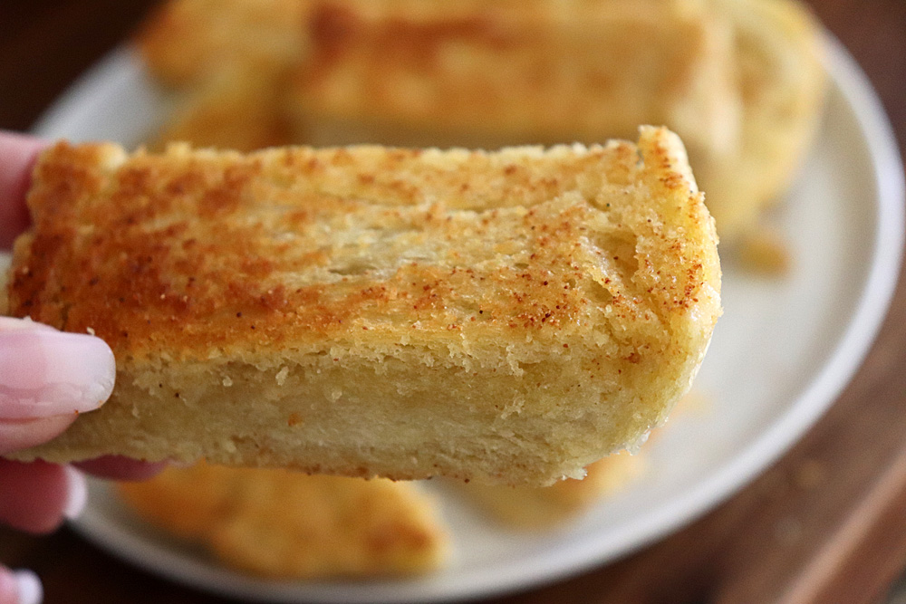 Sliced Katie's Stovetop Garlic Bread