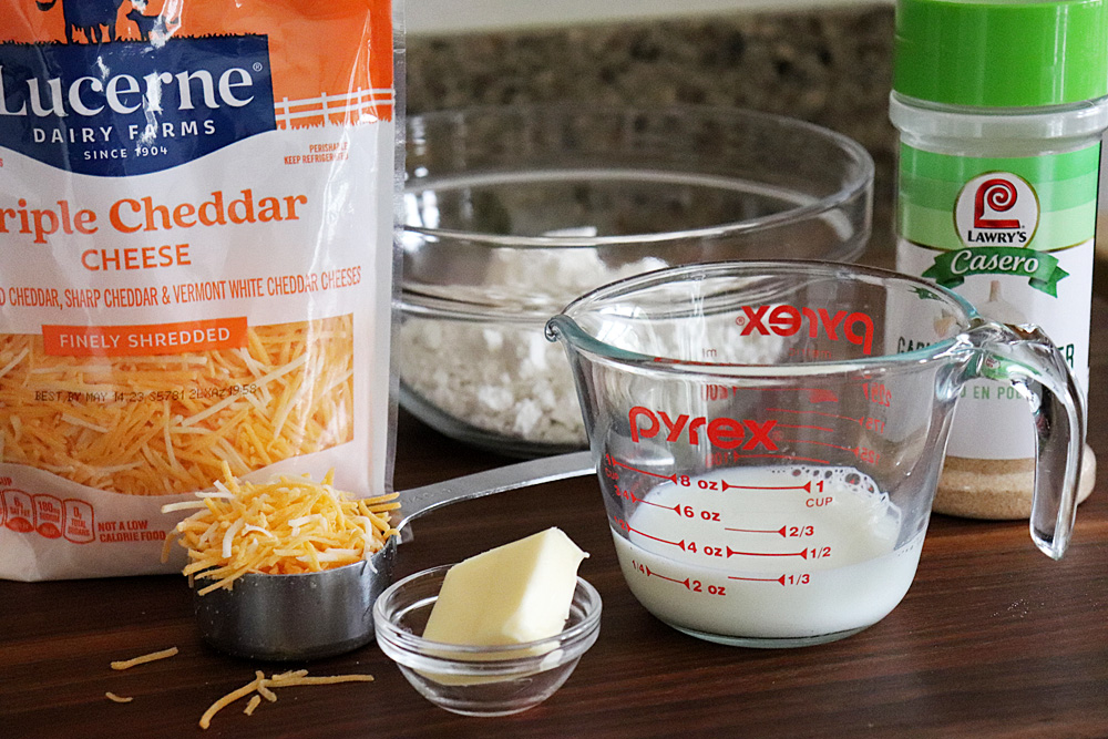 Ingredients for Easy Cheesy Garlic Biscuits 